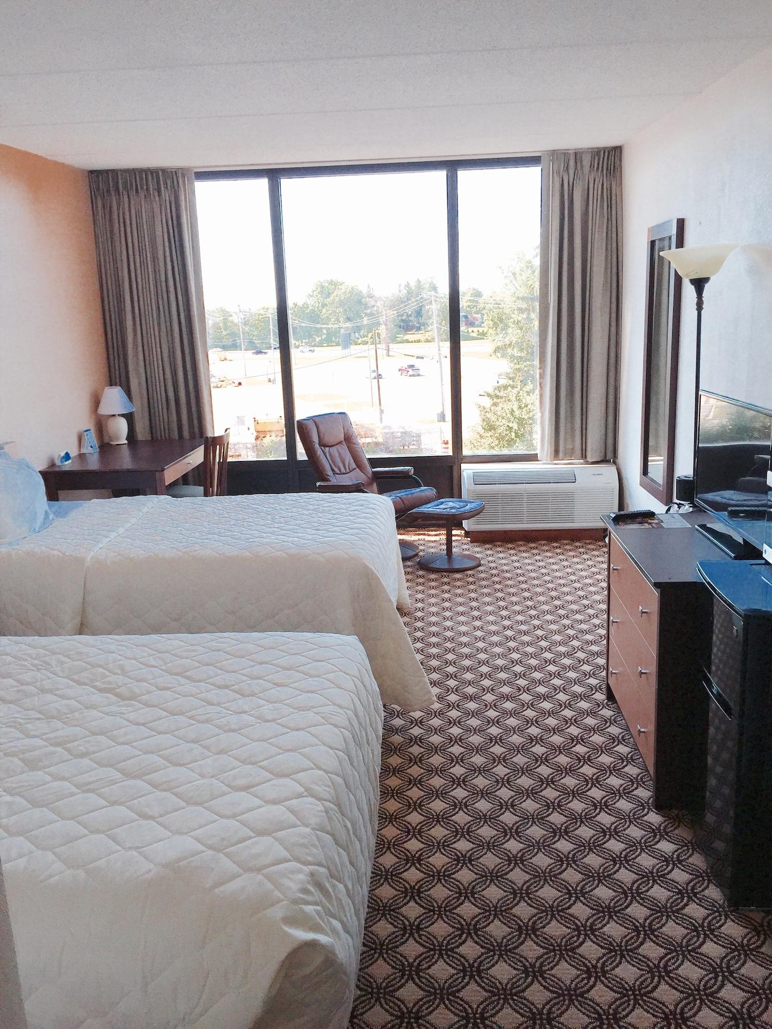 Days Inn Syracuse Іст-Сіракуз Екстер'єр фото
