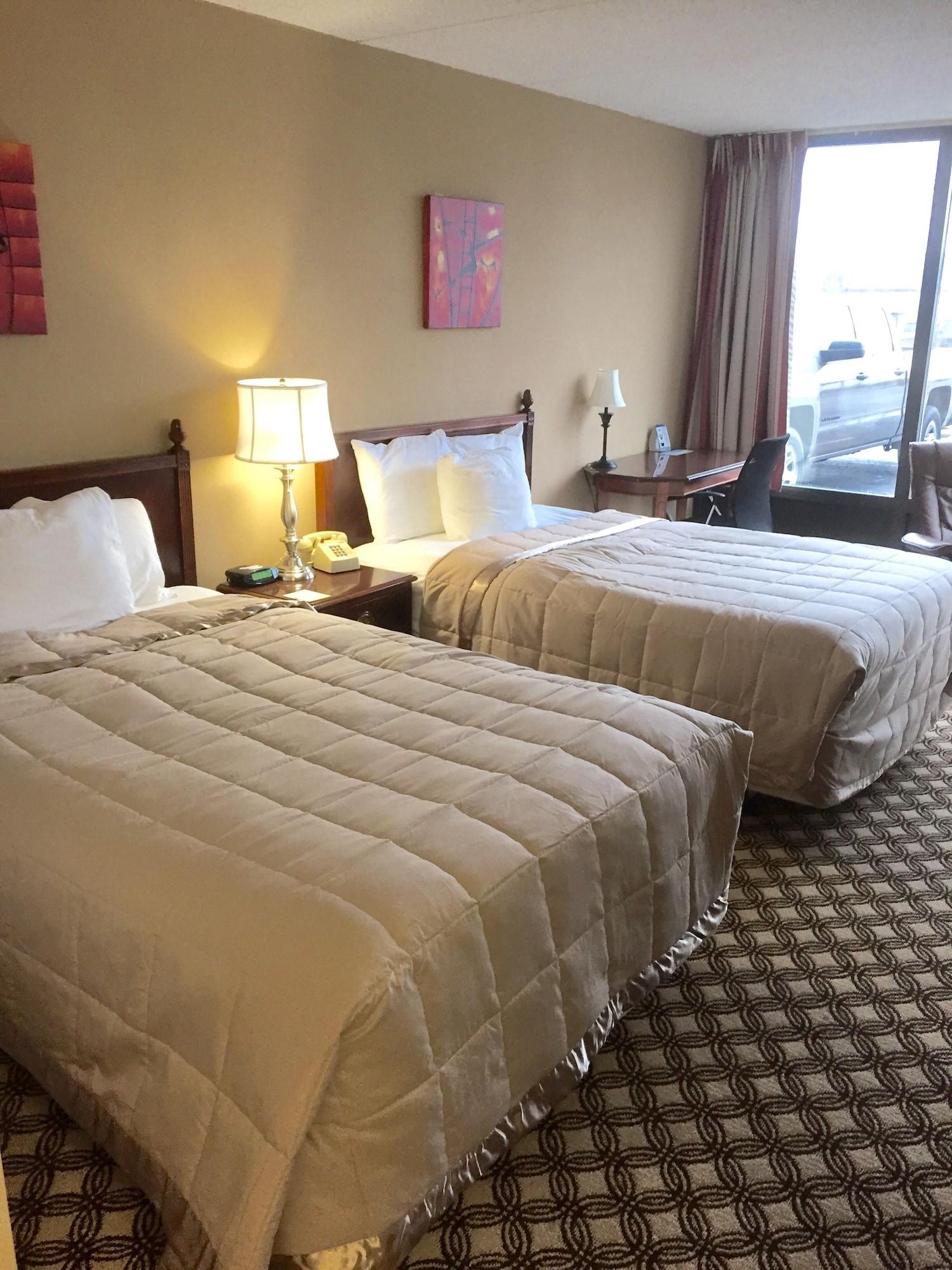 Days Inn Syracuse Іст-Сіракуз Екстер'єр фото