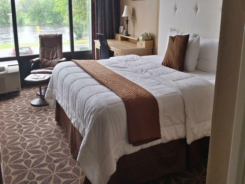 Days Inn Syracuse Іст-Сіракуз Екстер'єр фото