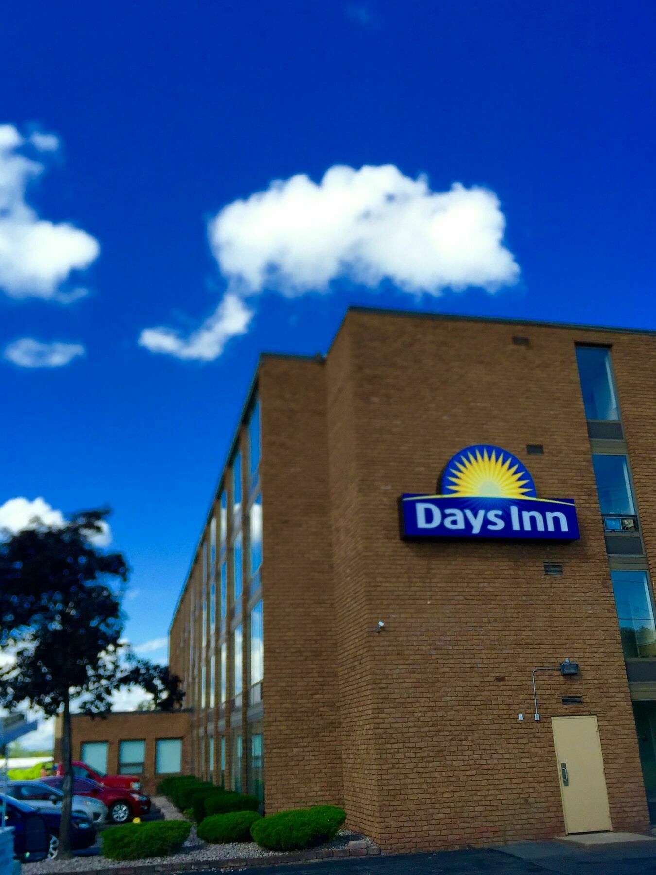 Days Inn Syracuse Іст-Сіракуз Екстер'єр фото