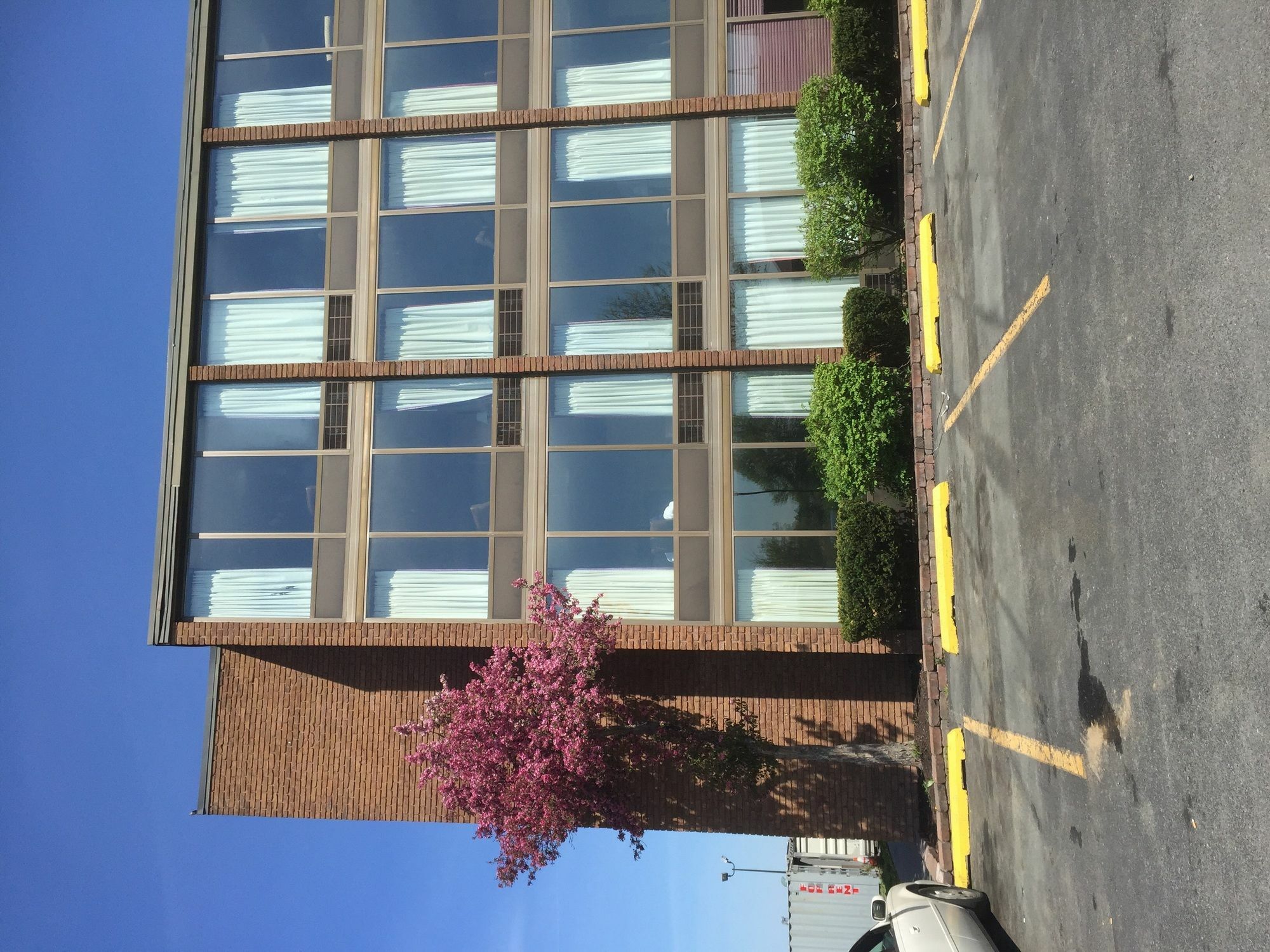 Days Inn Syracuse Іст-Сіракуз Екстер'єр фото