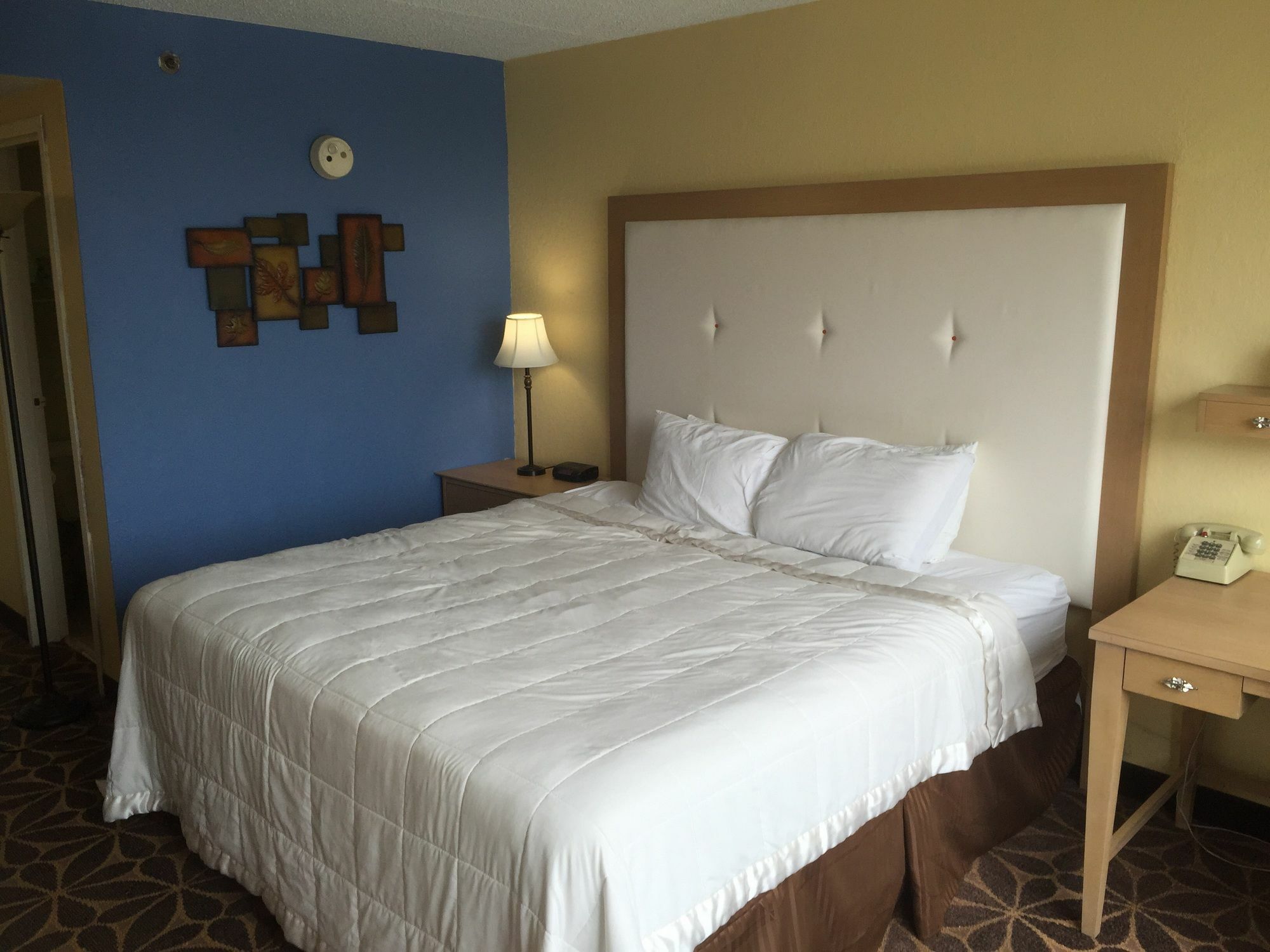 Days Inn Syracuse Іст-Сіракуз Екстер'єр фото